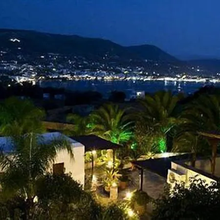 Lejlighedshotel Eden Park Páros