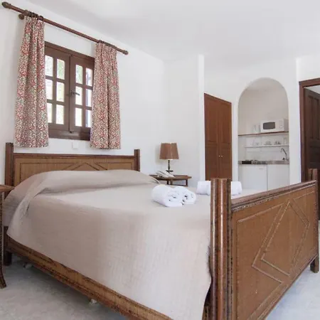 Lejlighedshotel Eden Park 3*