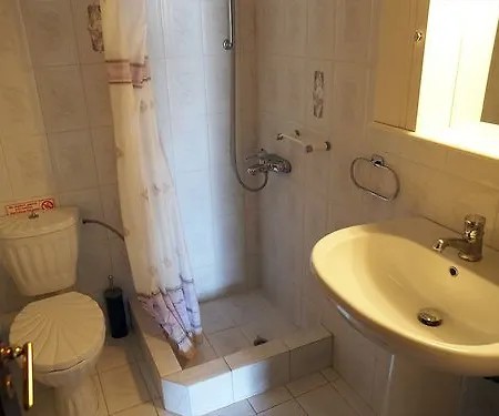 Eden Park Apartahotel