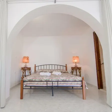 Eden Park Parikia (Paros)