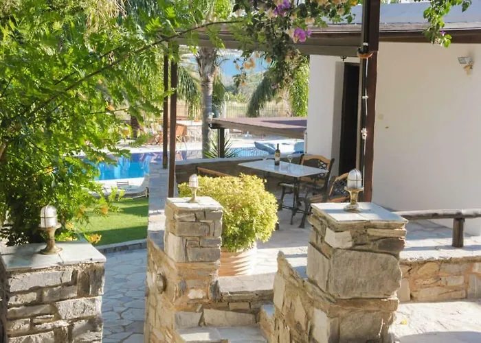 Lägenhetshotell Eden Park Páros